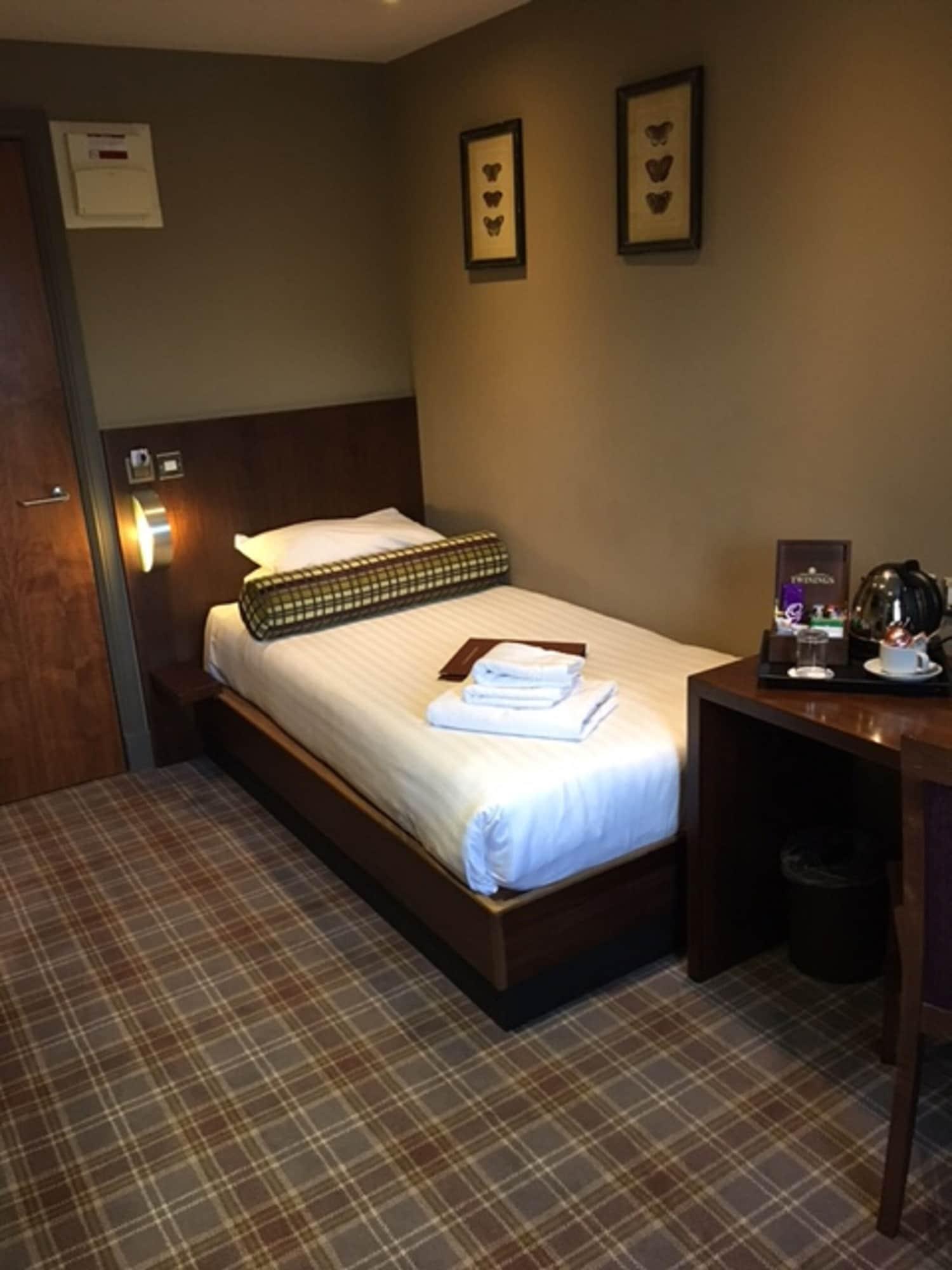 Lynnhurst Hotel Johnstone Eksteriør bilde